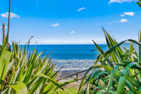 Life is a Beach - Raumati South Holiday Home